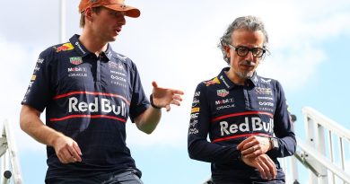 Pilotluktan öte, takımın lideri ve ilham kaynağı