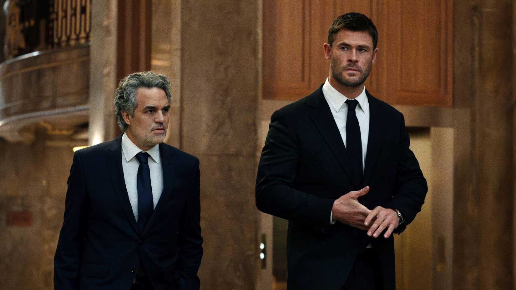 Yıldızlar bir araya geldi, suç dünyası canlandı