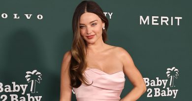 Birlikte büyüdüler, ayrı yollara koyuldular, çocukları öncelik