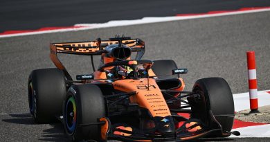 Simülasyonlarda Ferrari ve Mercedes öne çıktı, McLaren kabul etti