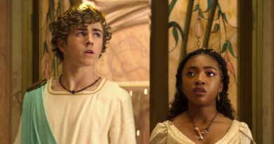 Efsaneler canlanıyor, tanrılar hüküm sürüyor, mitoloji büyüyor