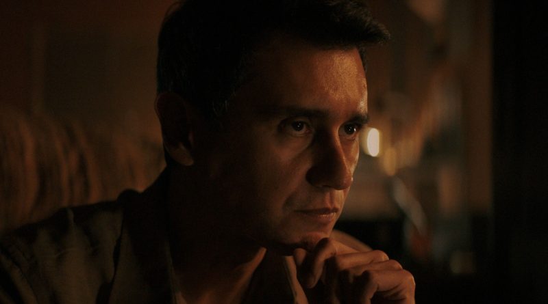 Derinlerdeki sır, umutsuzluk ve hayatta kalma mücadelesi