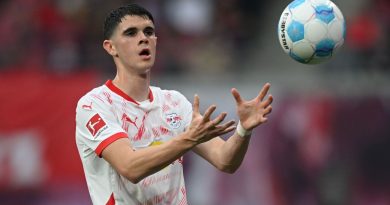 Sırp savunmacı Fiorentina'ya doğru mu ilerliyor?