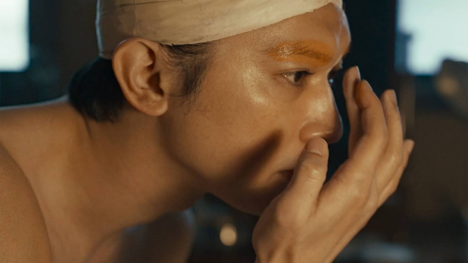 Hırsın gölgesi, kabuki ruhunda derin izler bırakır