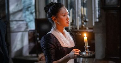 Gülümsemeler, bakışlar, aşkın sıcaklığı her karede