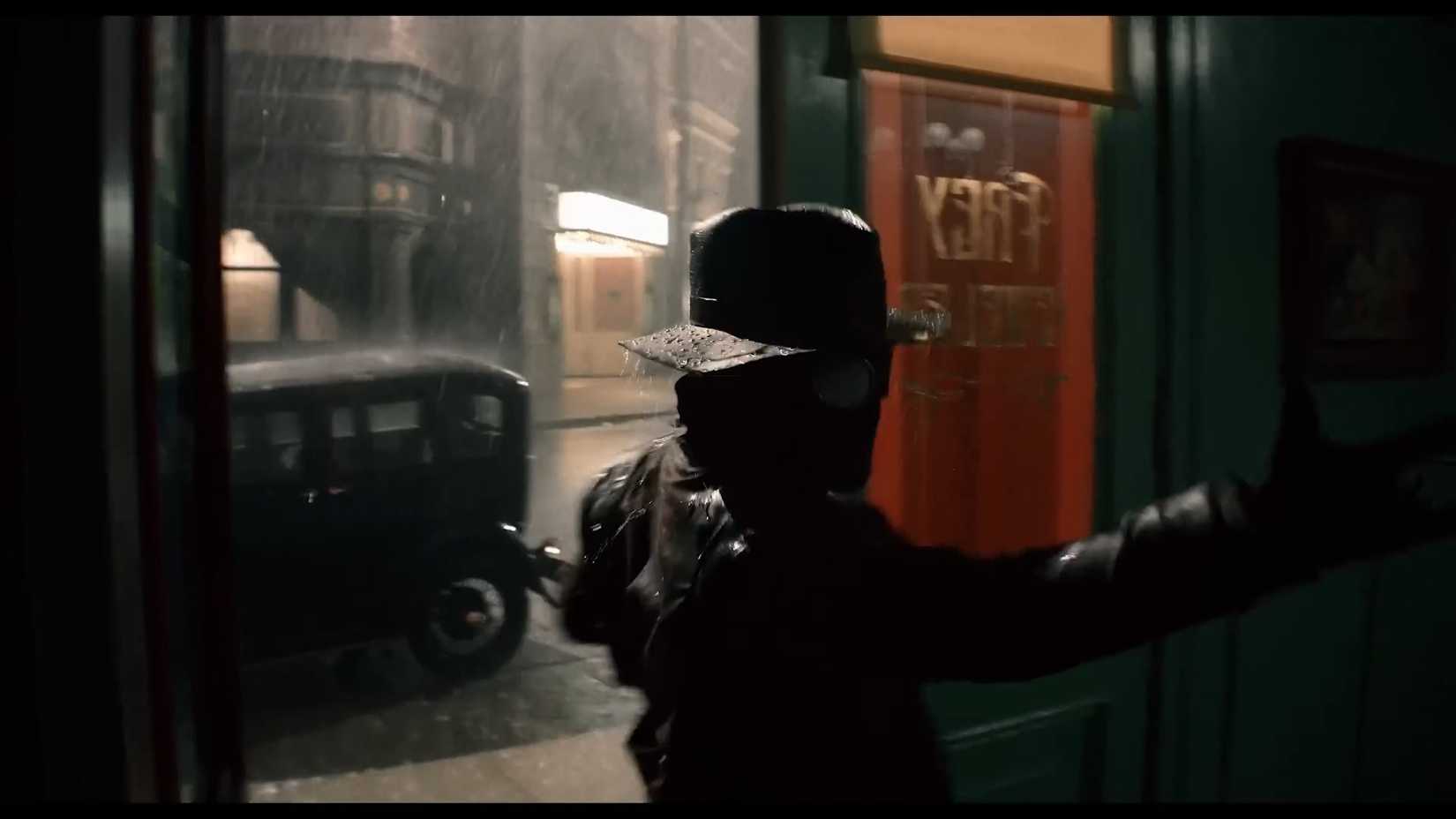 Nicolas Cage, karanlık bir örümcek, 90'lar Marvel'ı canlandırıyor