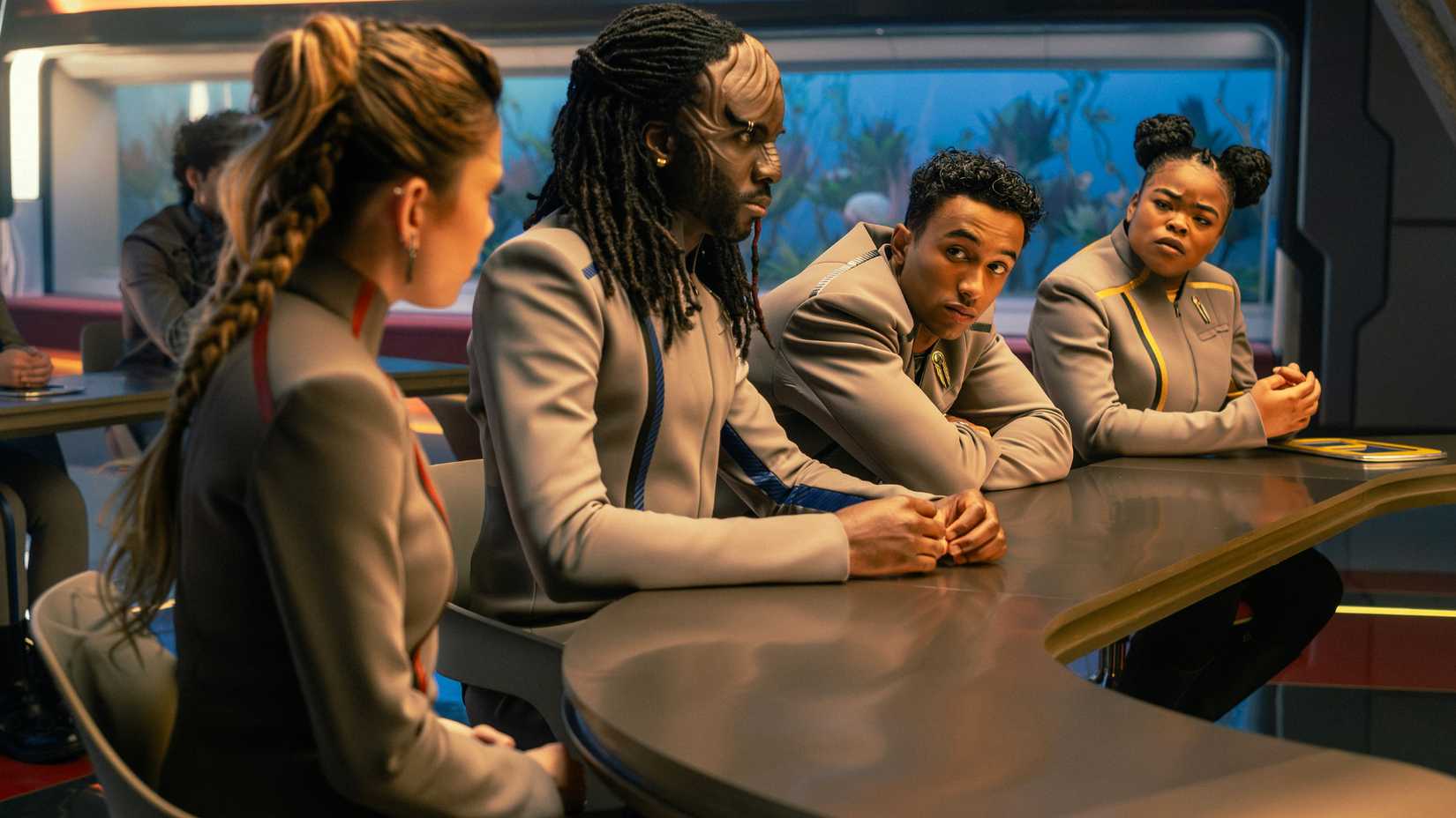 Gelecek parıldıyor, yeni nesil yıldızlara doğru yükseliyor