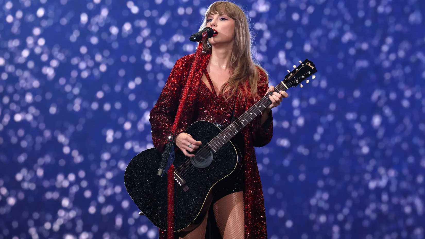 90'lar geri döndü, Taylor Swift'le parlıyor!