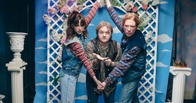 90'lar geri döndü, Taylor Swift'le parlıyor!