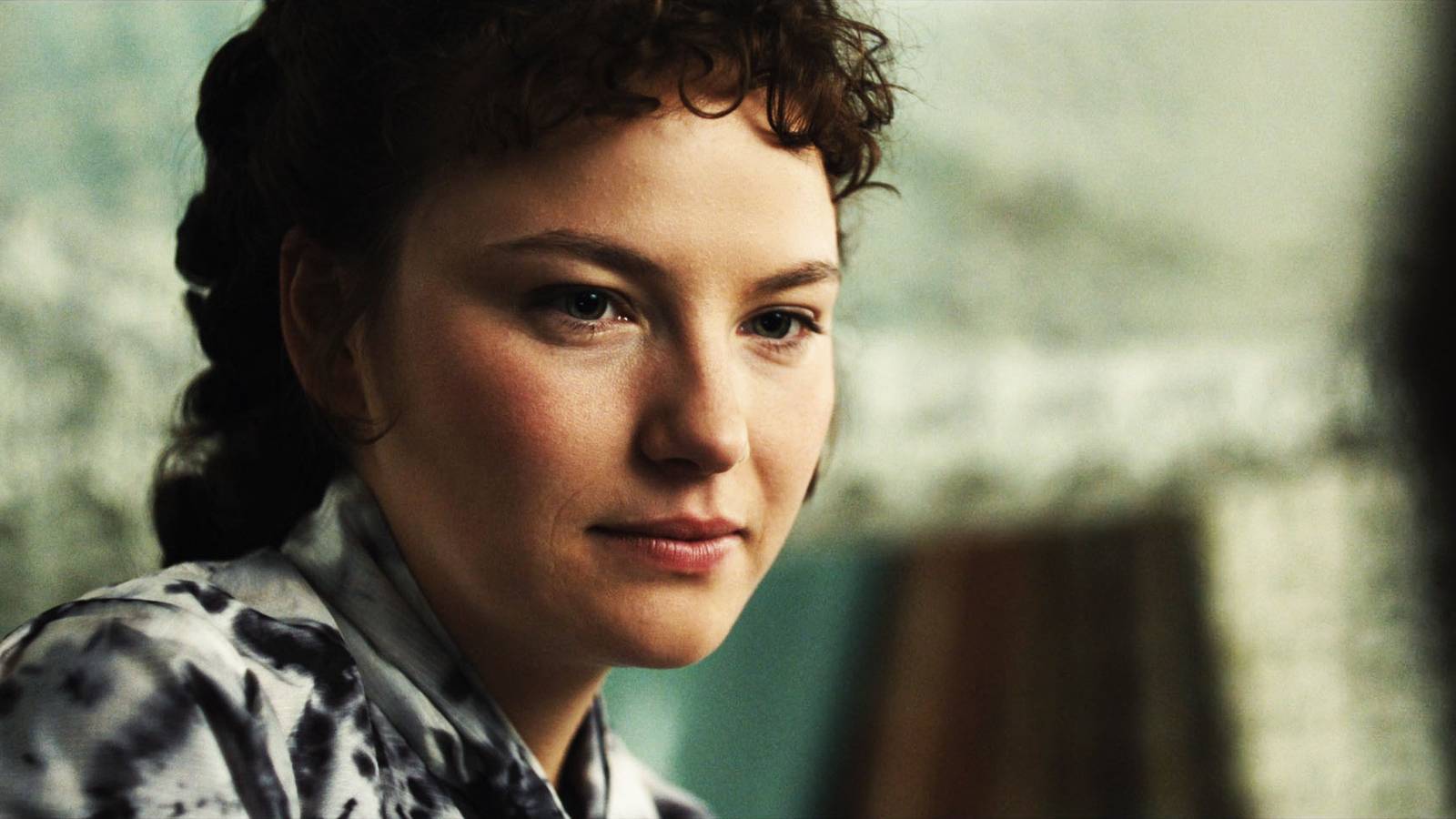 Karanlık Avrupa, cadı fısıltıları, kardeşler, tarih, gerilim