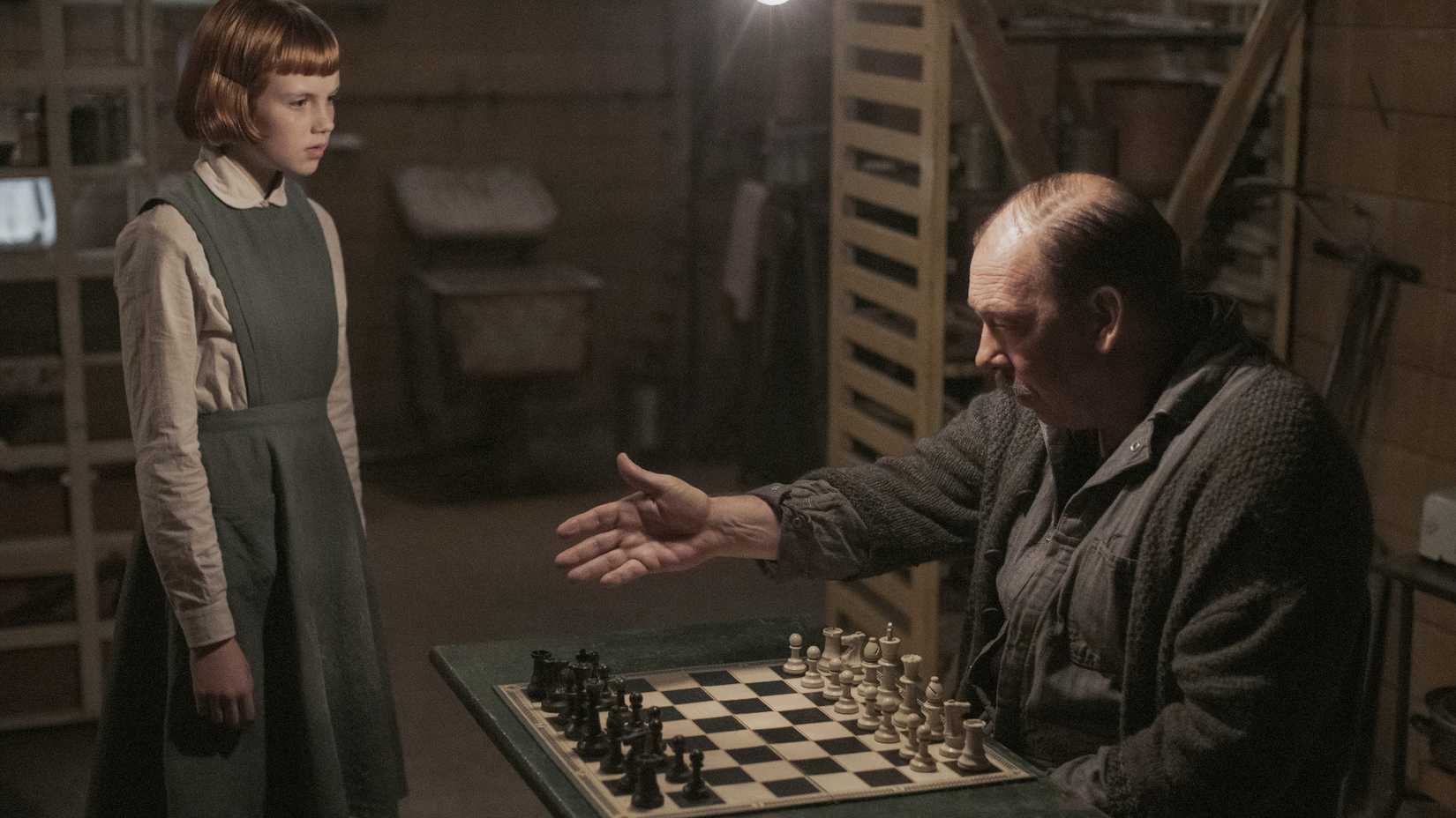 Zeki kadın, satranç tahtası, ilham, rekabet, meydan okuma