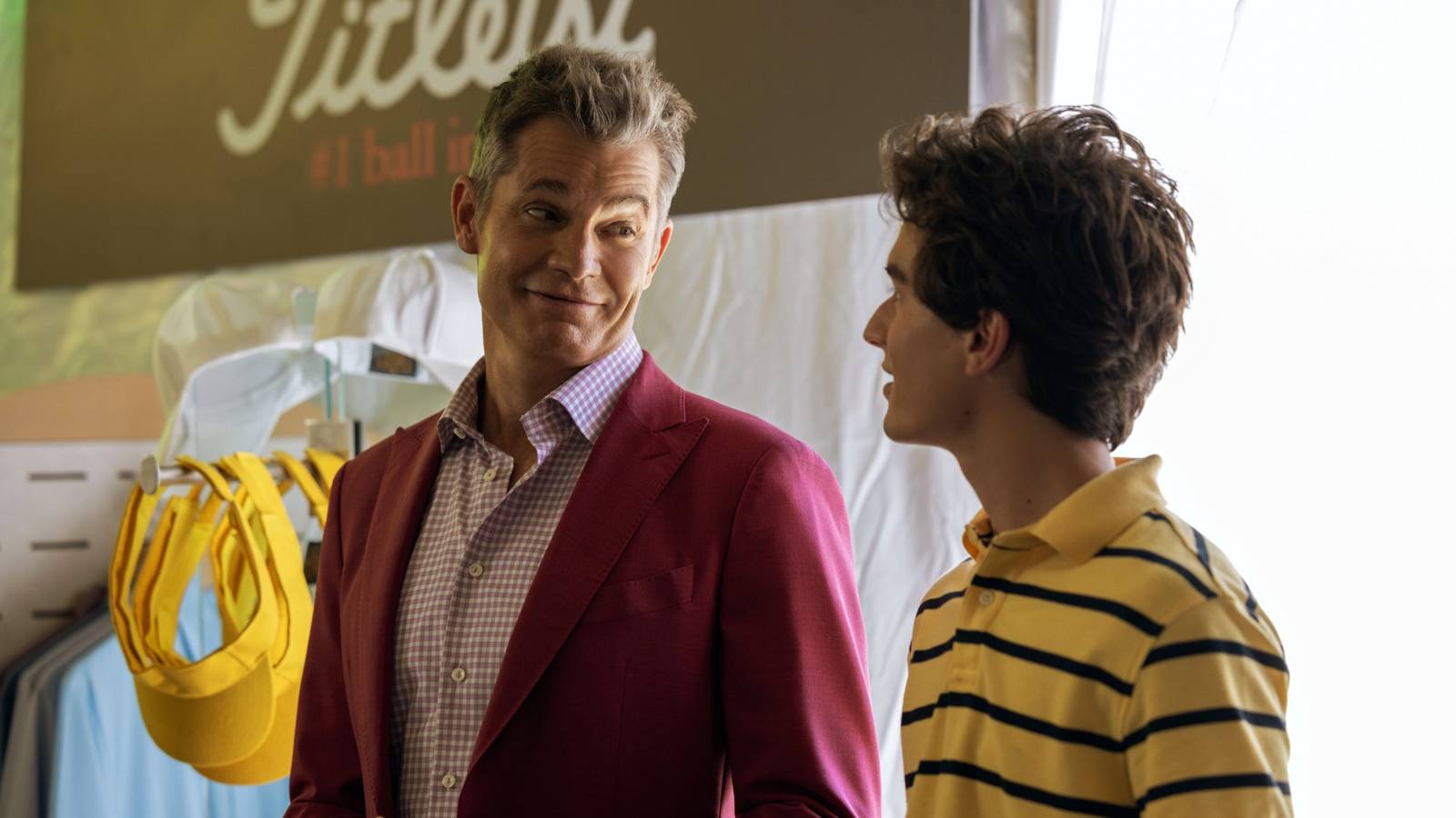 Kötü adam geri döndü: Timothy Olyphant Apple TV+'ta!