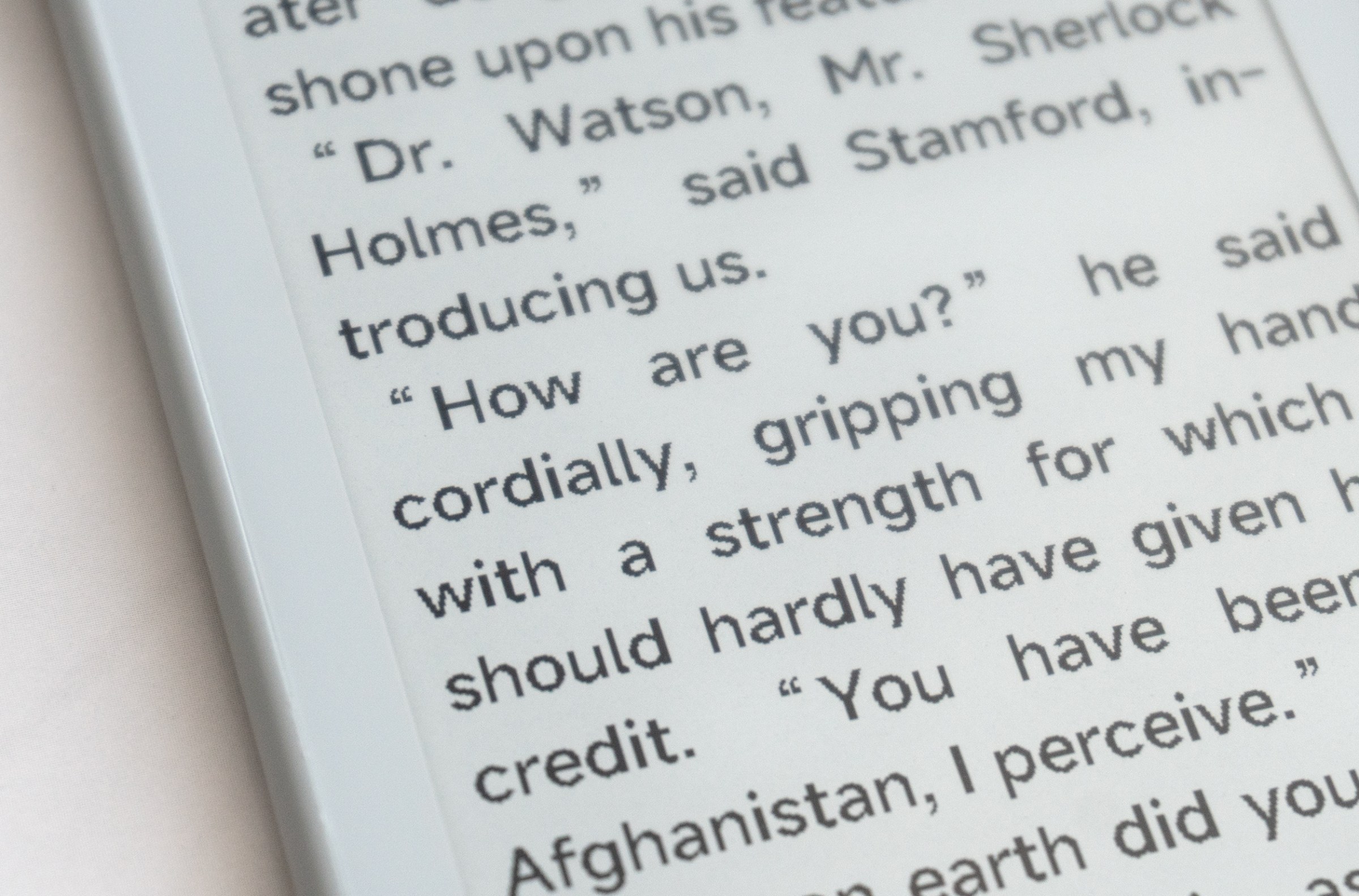 Küçük ekran, butonlar, topluluk desteği, okuma keyfi