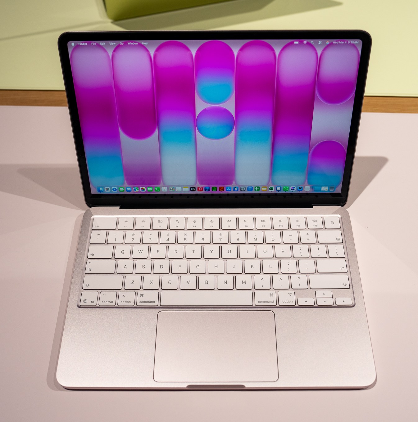 Yeni MacBook hayali mi? Fırsatı kaçırma, hemen harekete geç!