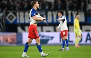 Genç savunmacı geleceği parlak, Hamburg'da kalmak istiyor