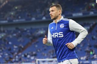 Džeko'nun şansı; Schalke liderliğini sağlama aldı