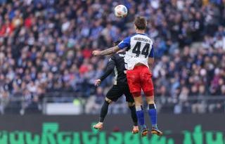 Asılacak heyecan! Wolfsburg ve Hamburg'un kadroları netleşti