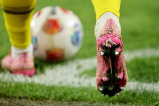 Derbi heyecanı dorukta, taraftarın gözleri sahada!