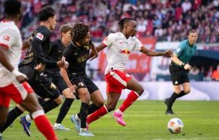 Diomande şovunda Leipzig, Augsburg'u devirdi!