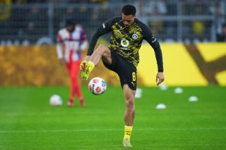 Gelecek güvence altında, genç yıldız Dortmund'da kaldı