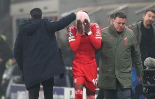 Gözyaşıyla ayrıldı, umutlar azalıyor, Bayern'e darbe