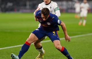 Genç yıldızın geleceği belirsiz, Gladbach'tan flaş açıklama