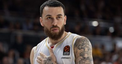 Gergin anlar sonrası Mike James'ten samimi bir özür geldi