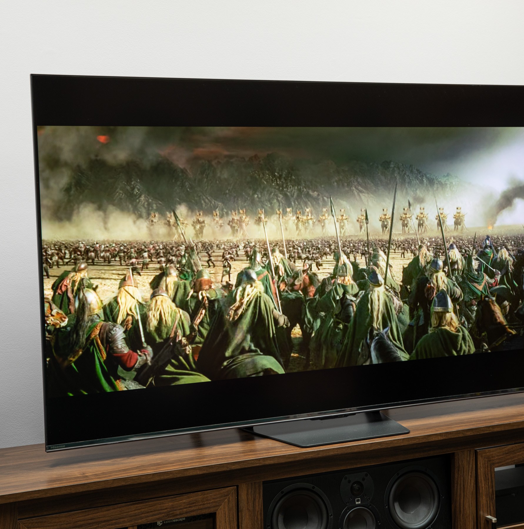 Parlak ekran, mini-LED devrimi başladı, sabret deriz!