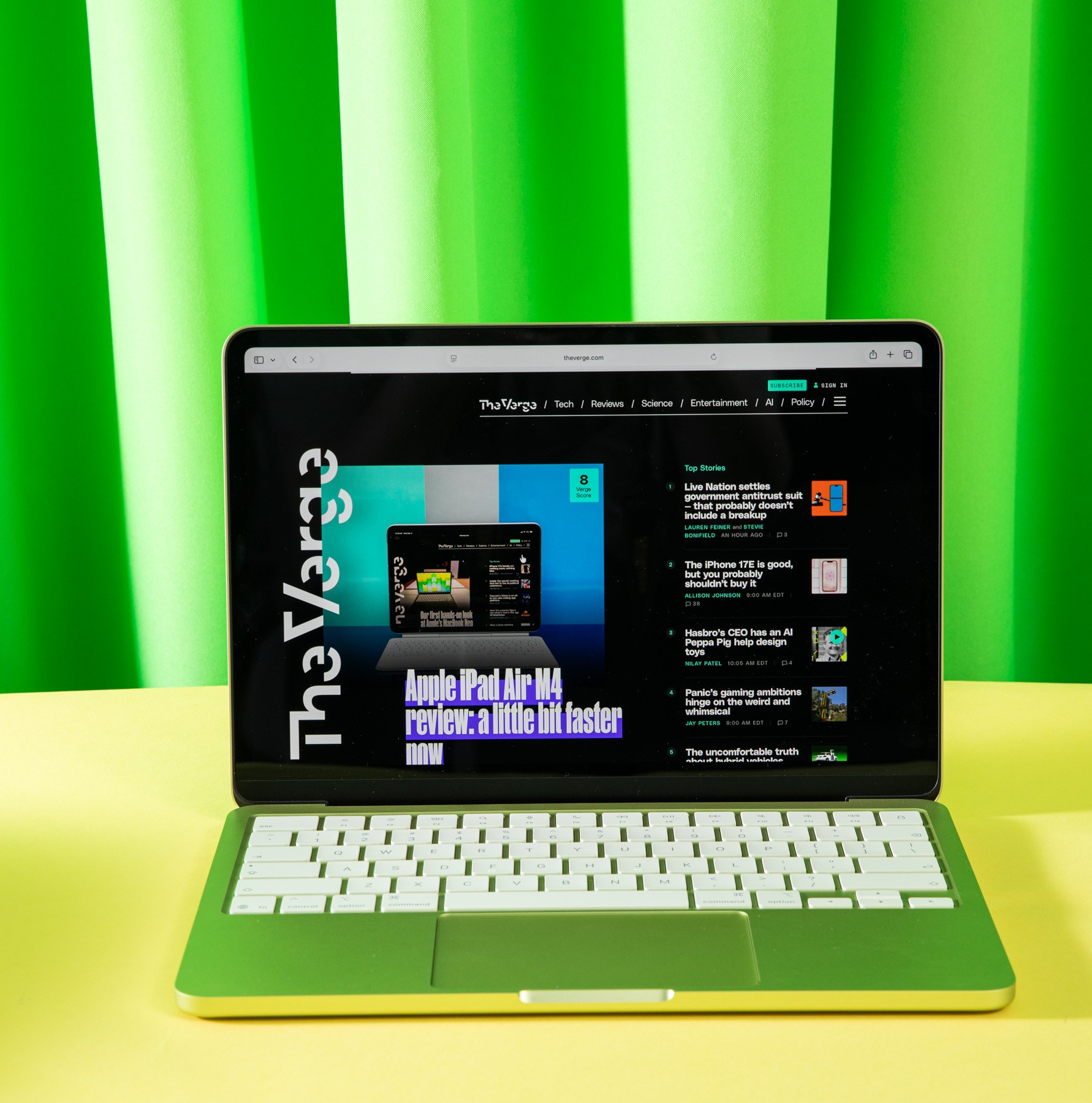 Yeni MacBook Neo: Fırsat kaçmaz, Apple deneyimi şimdi daha erişilebilir