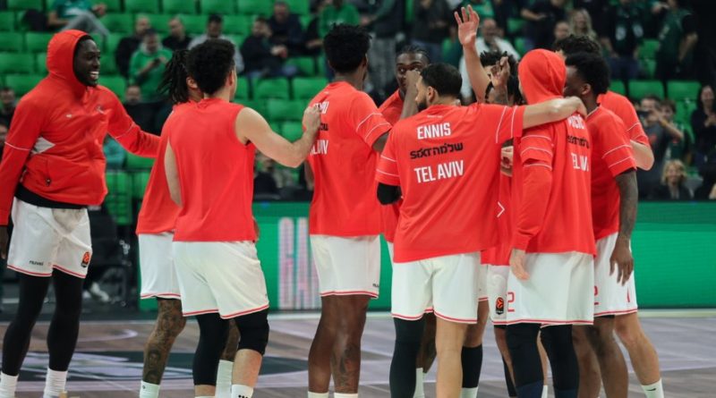 Basketbolcular ve aileleri güvenli bir şekilde evlerine dönüyor