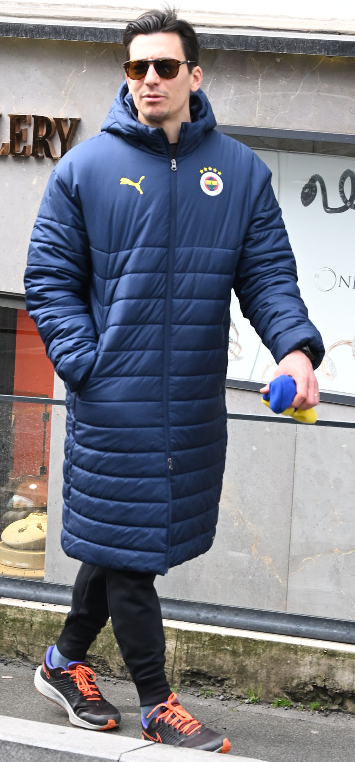 Bebek'te kaçırılan anlar, yeni evlilere gizlilik duvarı