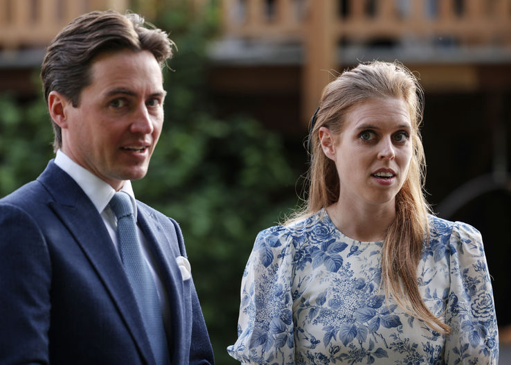 Kraliyet rüzgarı değişti, prensesler seyirciden uzak kaldı