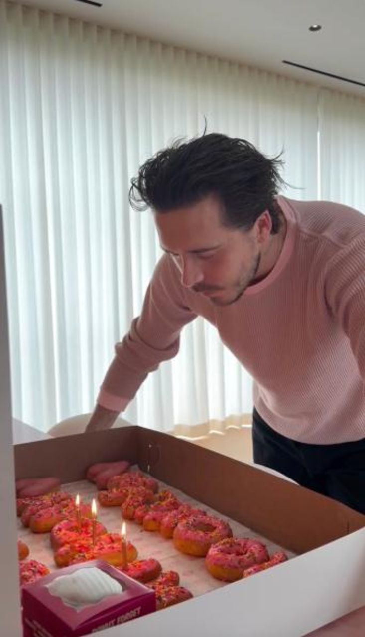 Los Angeles'te doğum günü kutlaması, aileyle ayrı yollar