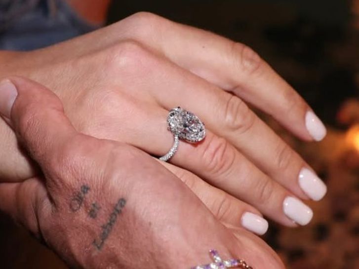 Pırıltısı dillere destan aşk, yeni bir başlangıç demek