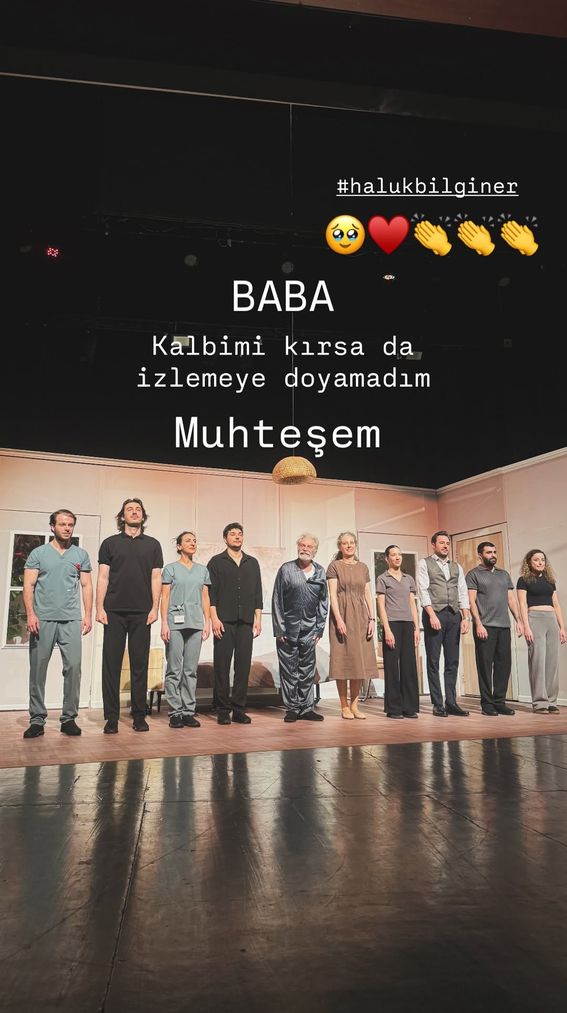 İki yıldız bir araya geldi, tiyatro sahnesi ışıldadı