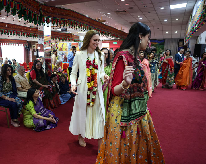 Dansla köprüler kuruldu, neşe Leicester'a yayıldı