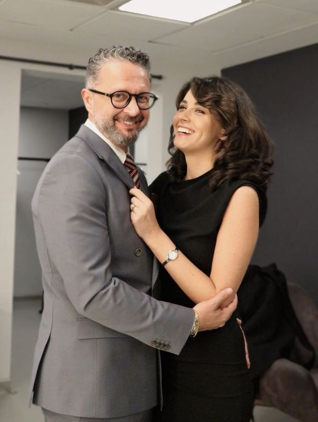 Gülüşler havada, mutluluk parlıyor, yaz düğünü yaklaşıyor!