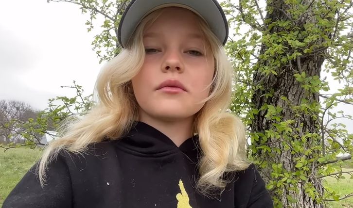 Kaybın izleri, minik yürekte derin bir özlem taşıyor