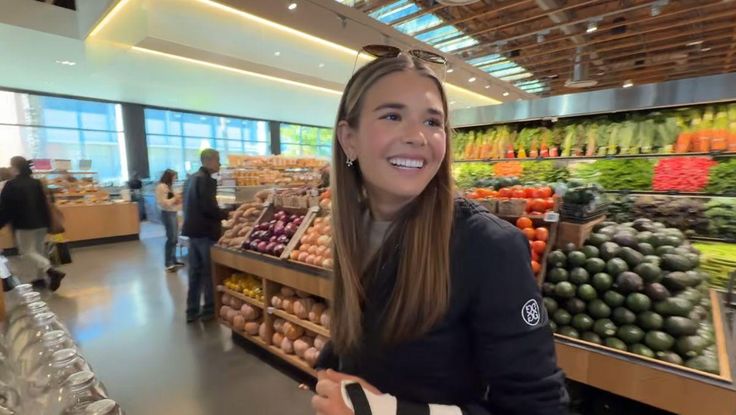 Lüks hayat, güvenlik koruması ve şaşkın bakışlar