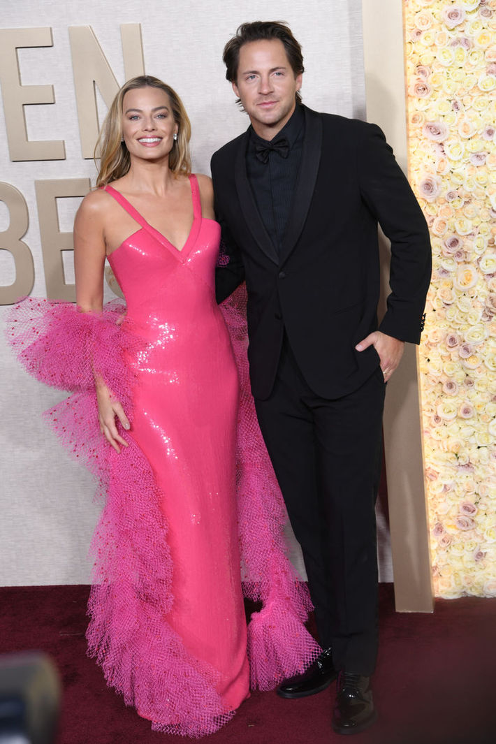 Yeni kesim, Margot'un karizmasını katlamış! Şıklık zirayesinde