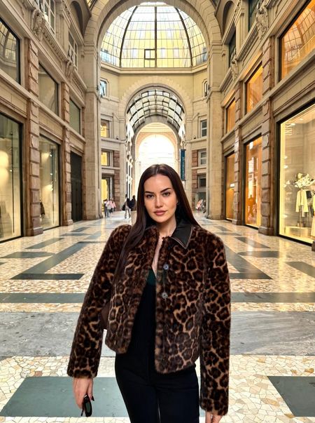 İki yıldızın İtalya romantizmi, Milano büyüsü yakaladı