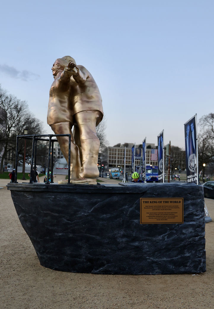 Siyasi hiciv mi, provokasyon mu? Tartışma yaratacak ironik anıt