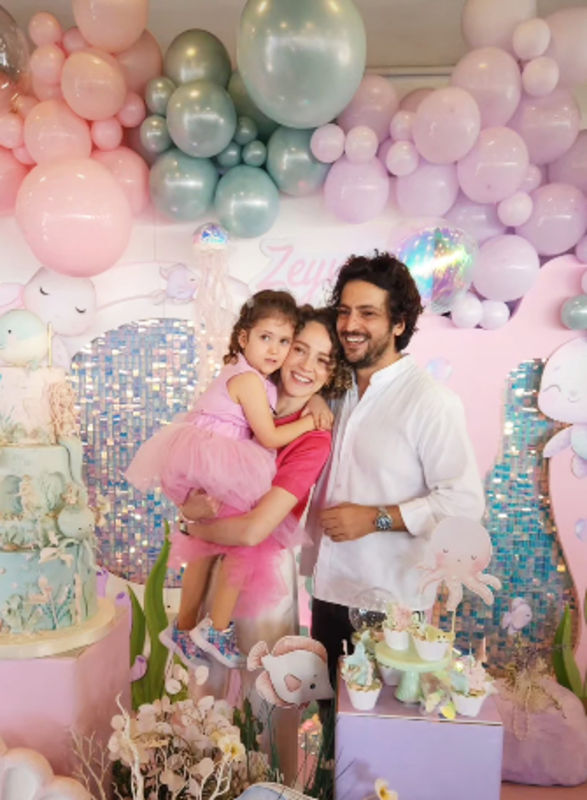 Neşeli yüzler, aile sevgisi ve özel bir kutlama!