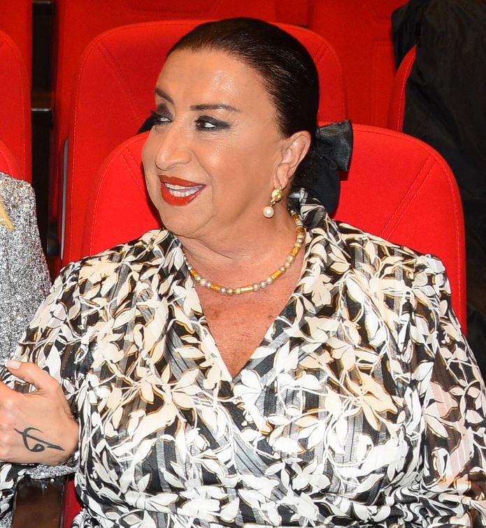 Sahne ışıkları Perran Kutman'ı ısıttı, nostalji dorukta!