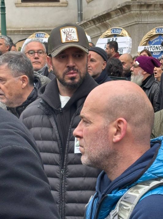 Sanatçı vedası, sevenleri gözyaşıyla gülecek yüzlere dönüştü