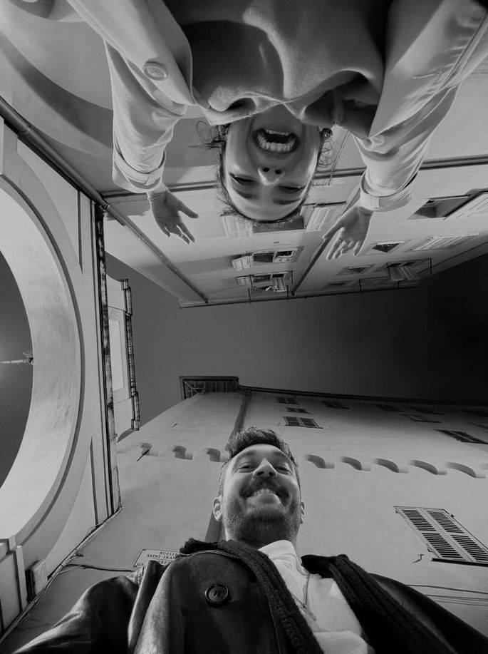 Gülüşler Nice'ten yayılan aşk kokusu