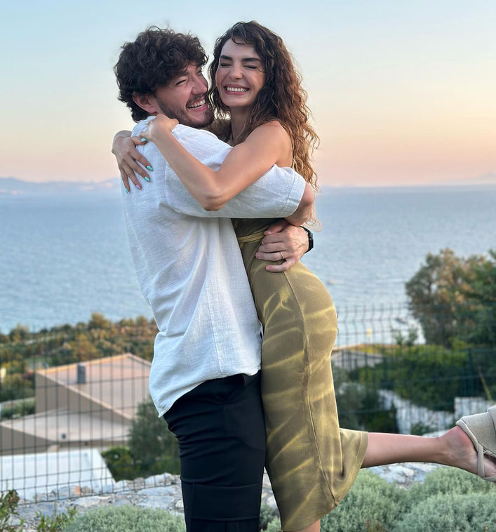 Gece bekçisi Cedi, Ebru'nun tatlı telaşıyla güldürüyor