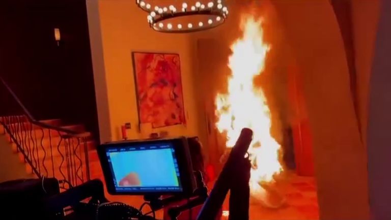 Alevler yükseldi, yıldız kayboldu mu dersin?