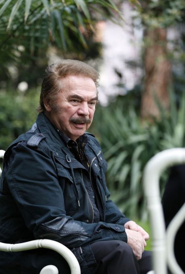 Usta'dan ateş şikayeti, koronavirüs testi yapıldı, umutlu bekleyiş