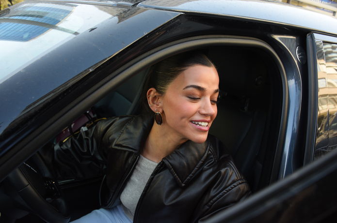 Gizemli gülümseme, aşk sorularına kısa cevaplar ve Etiler trafiği